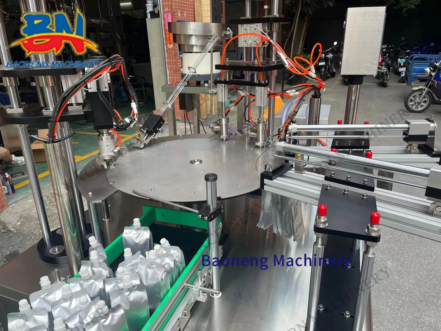 Automatic Liquid Spouted Pouch Packing Machine for Jelly Milk Sauce Filling Capping